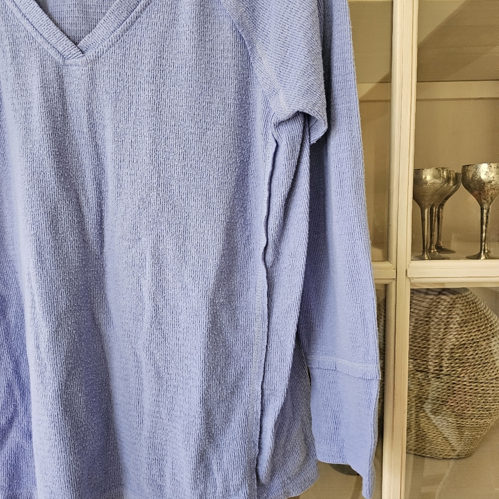 Wildfox Waffle Knit Haley Soft Brushed Top Periwinkle Long Sleeve V-Neck Top - Picture 6 of 13